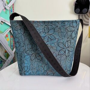 Stylish Blue and Black Floral Shoulder Bag